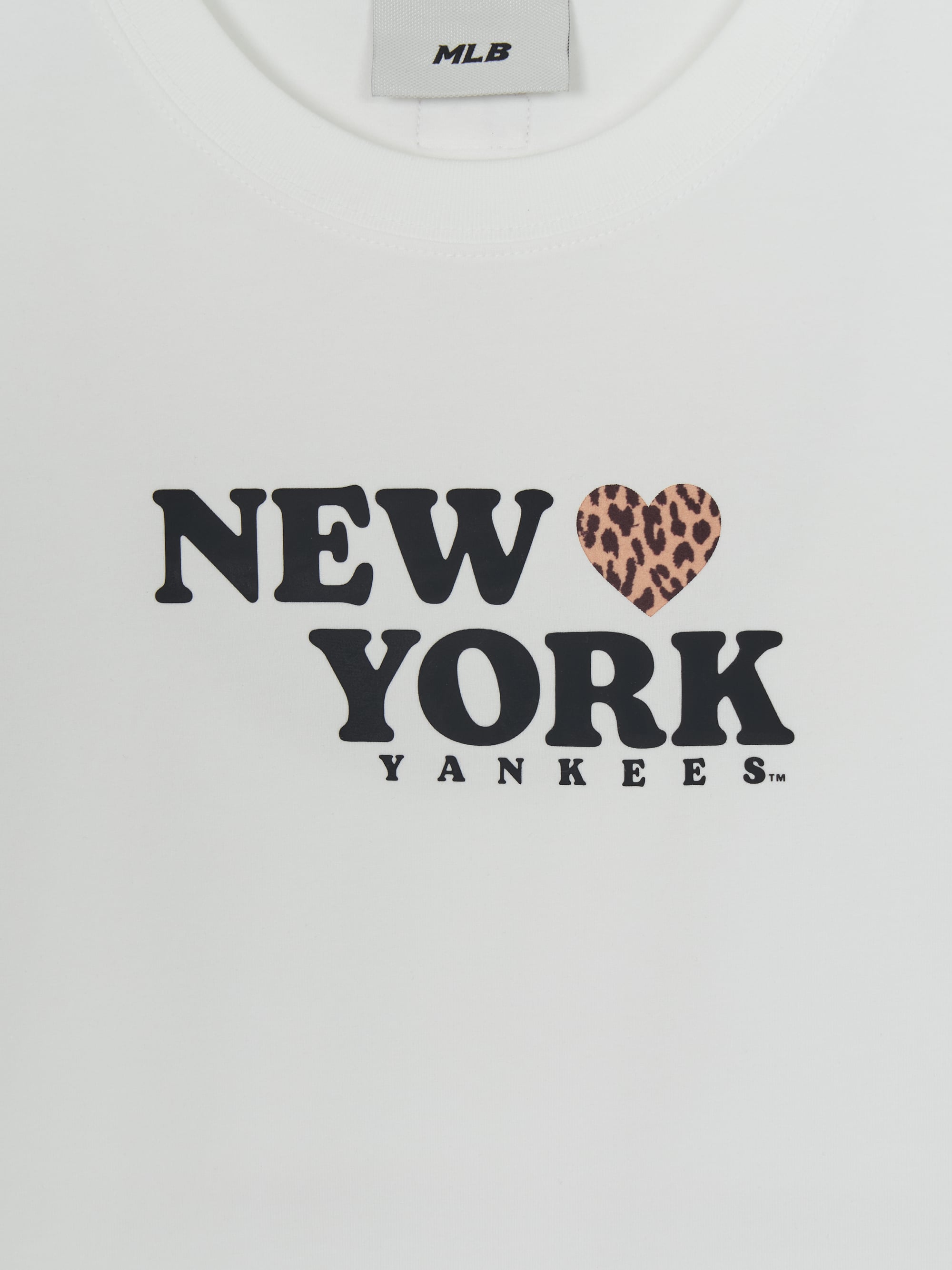 Women's Leopard Heart Lettering Slim Semi Crop T-Shirts