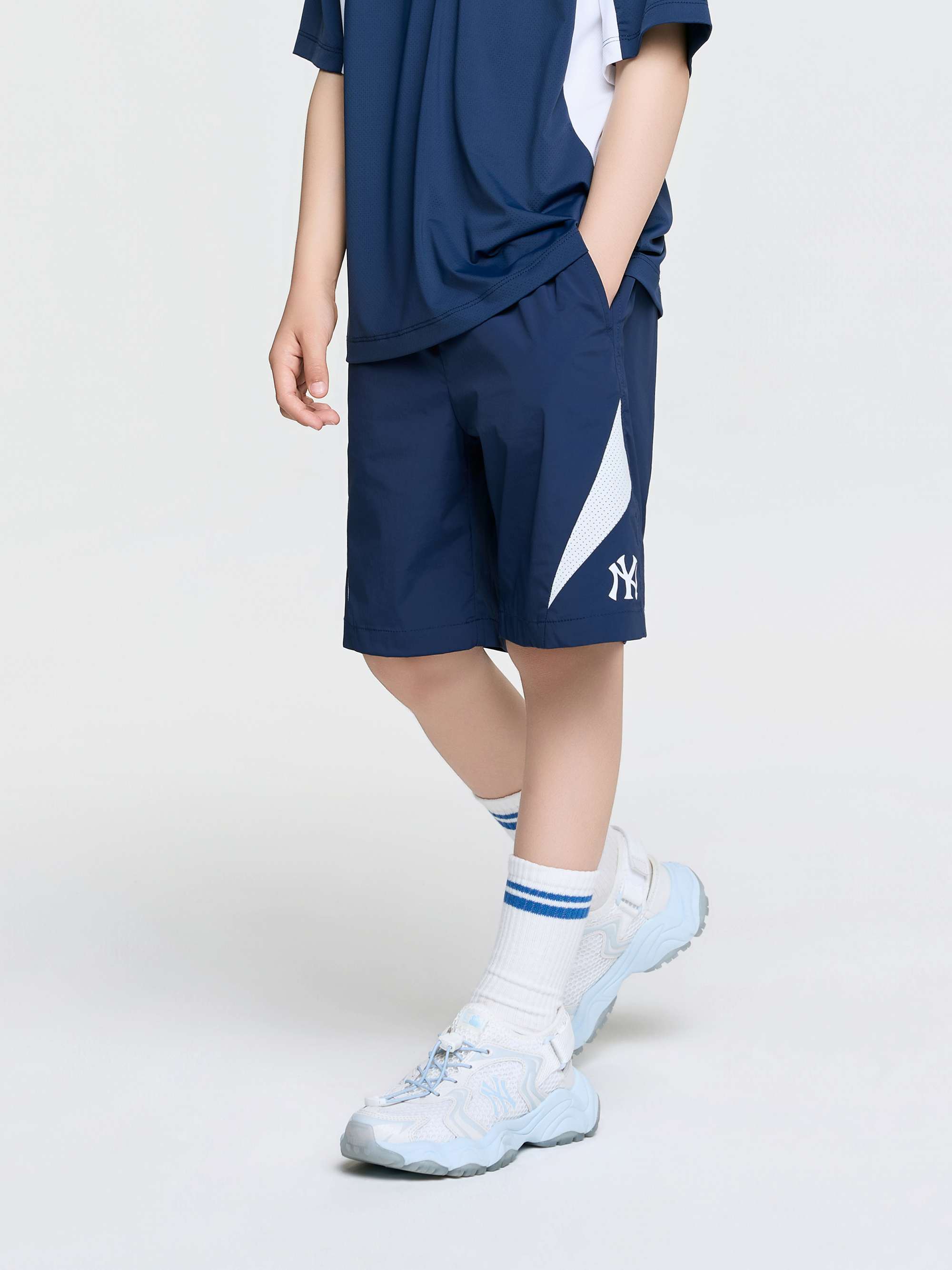 SPORTIVE VARSITY MESH-BLOCKING Shorts(SET)