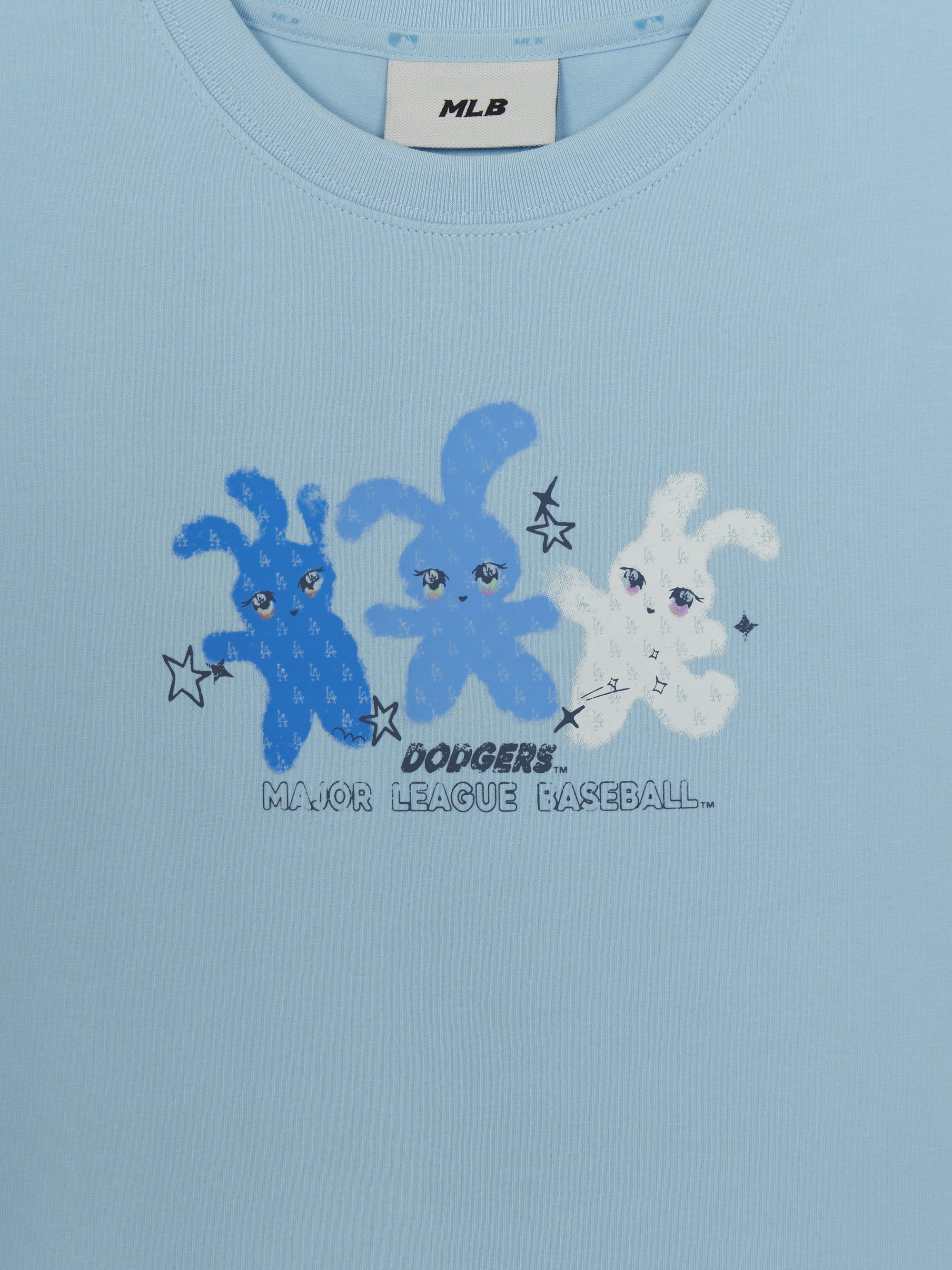 Women's Small Bunny Graphic Slim Semi Crop T-Shirts