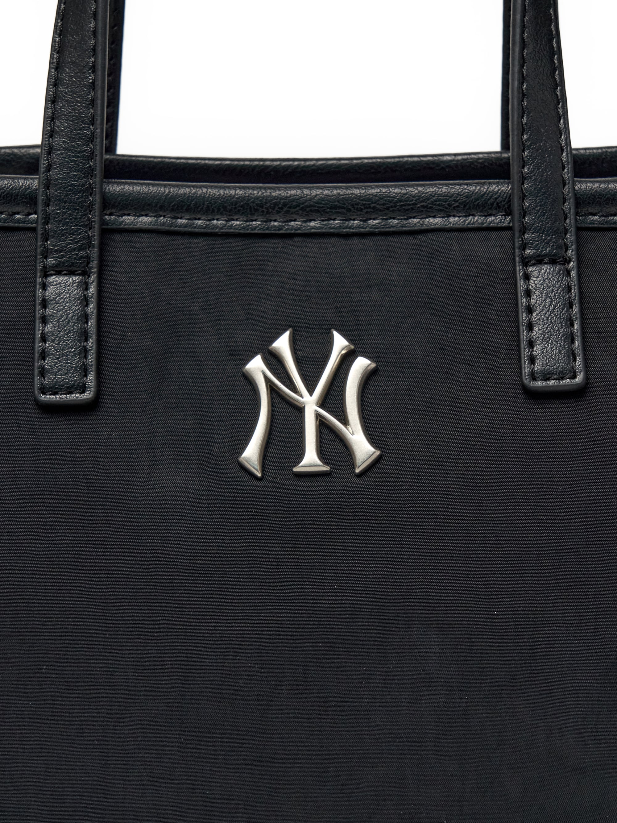 Basic Vintage Nylon Mini Cross Bag