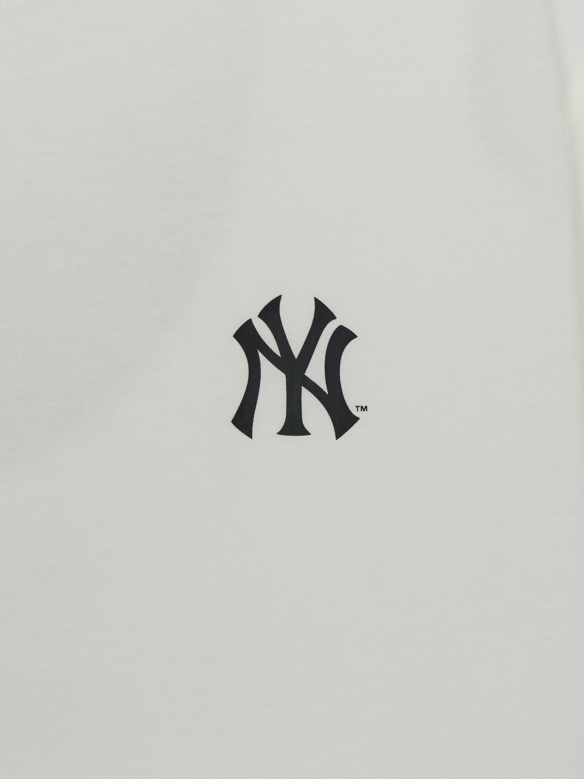 Sportive Cursive Back Lettering T-shirt
