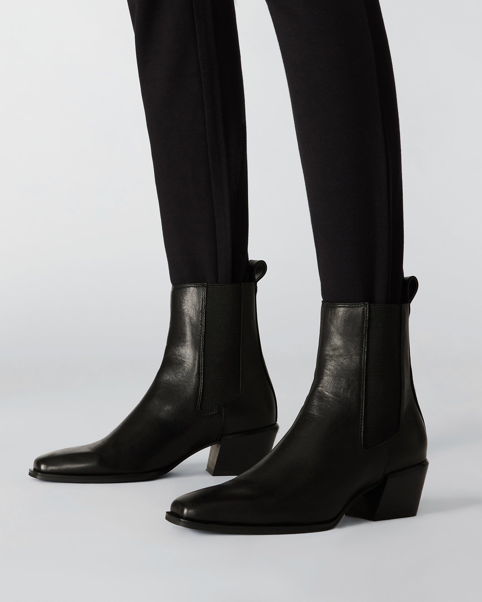 DAXEN BROWN SUEDE