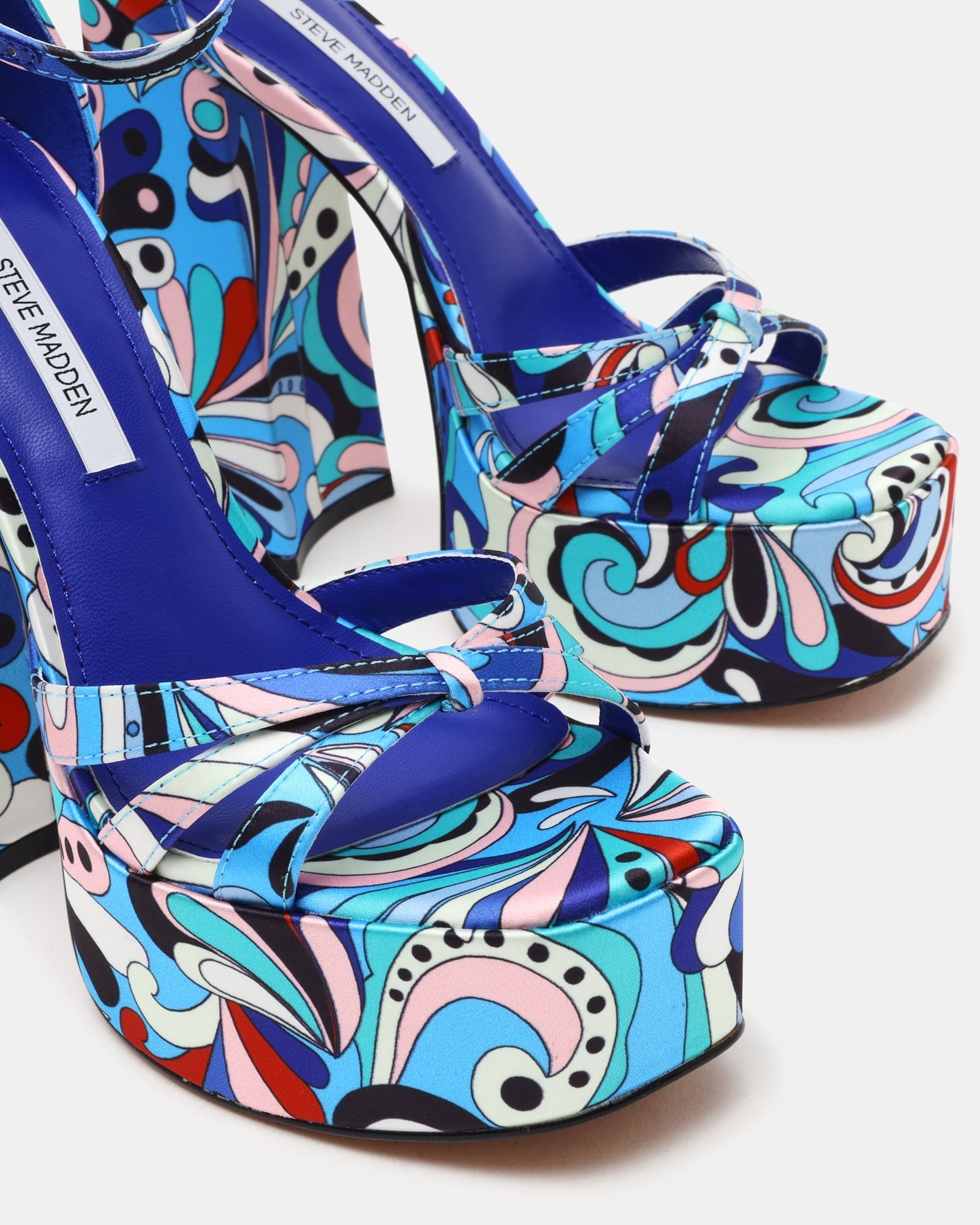 RETRO HEEL & SHEILA DRESS BUNDLE
